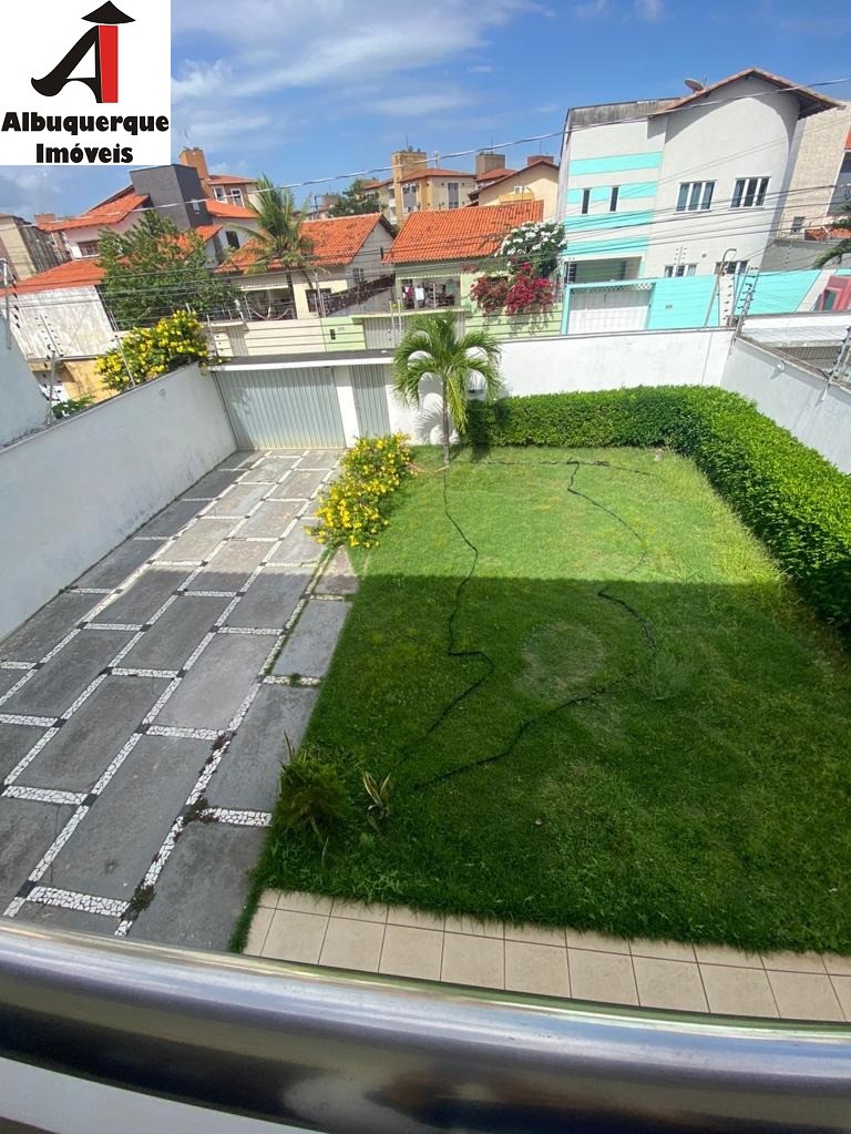 Casa à venda com 4 quartos, 360m² - Foto 3