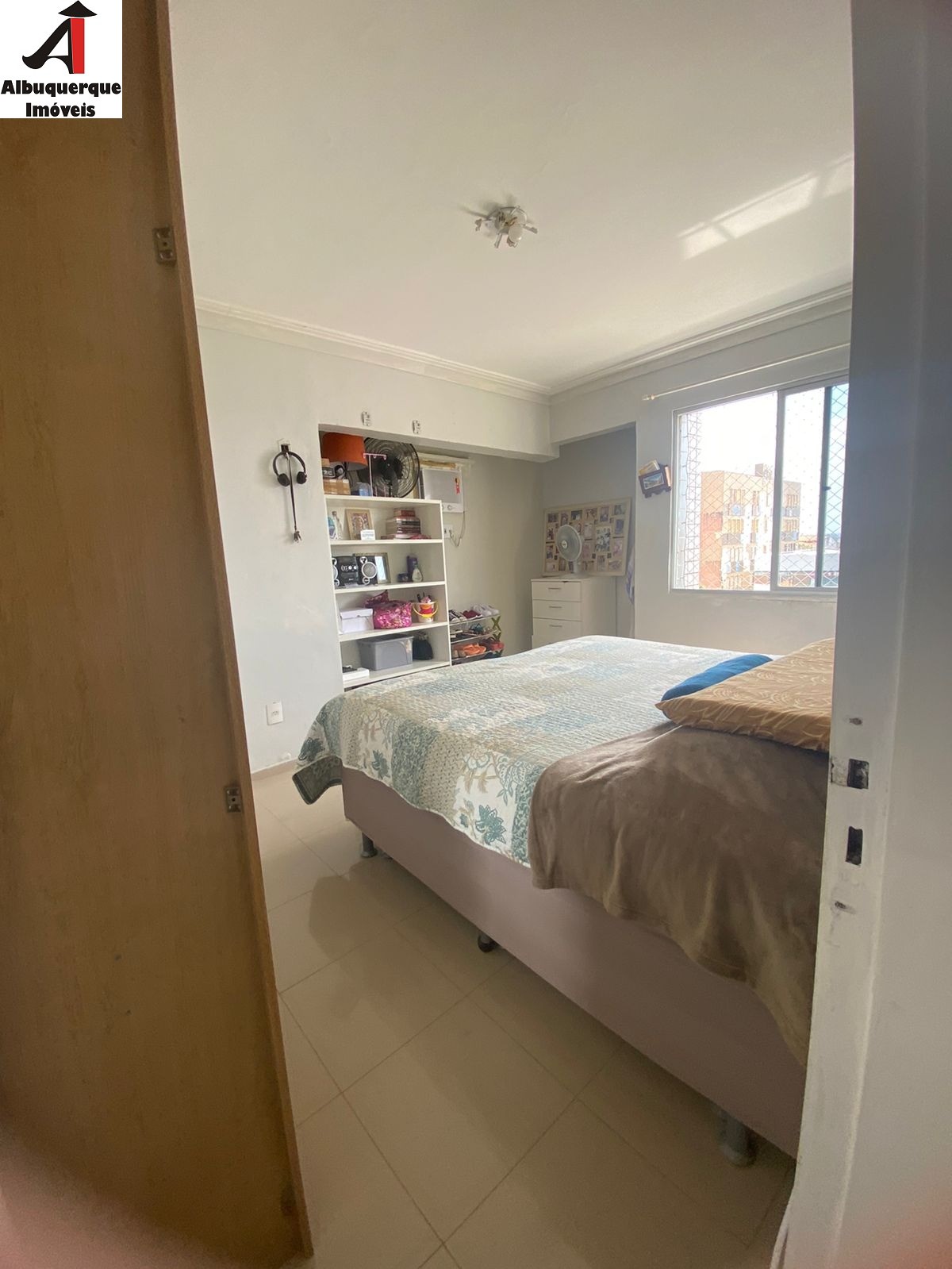 Apartamento à venda com 3 quartos, 106m² - Foto 4