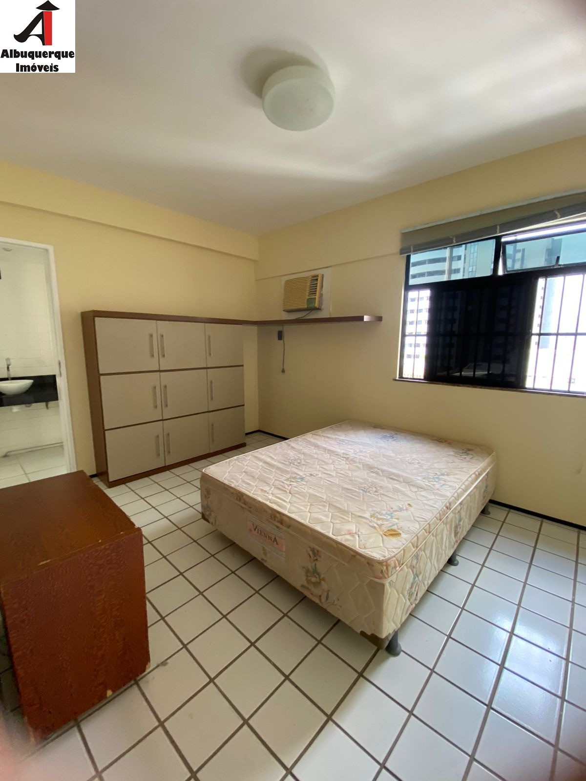 Apartamento à venda com 3 quartos, 150m² - Foto 9