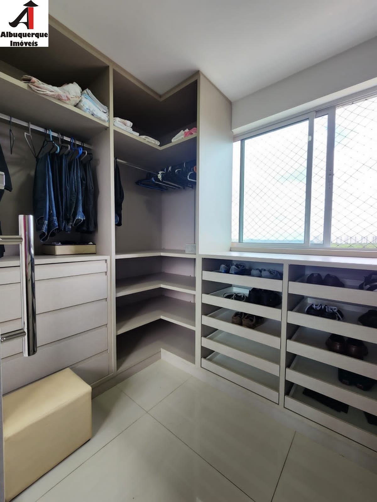 Apartamento à venda com 3 quartos, 156m² - Foto 17