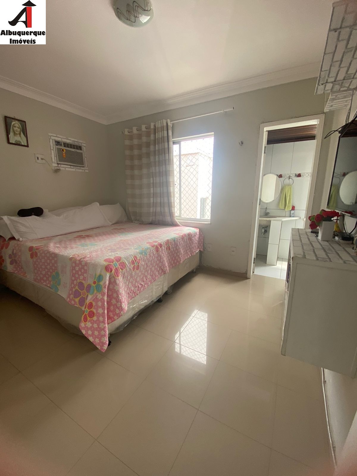 Apartamento à venda com 3 quartos, 106m² - Foto 3