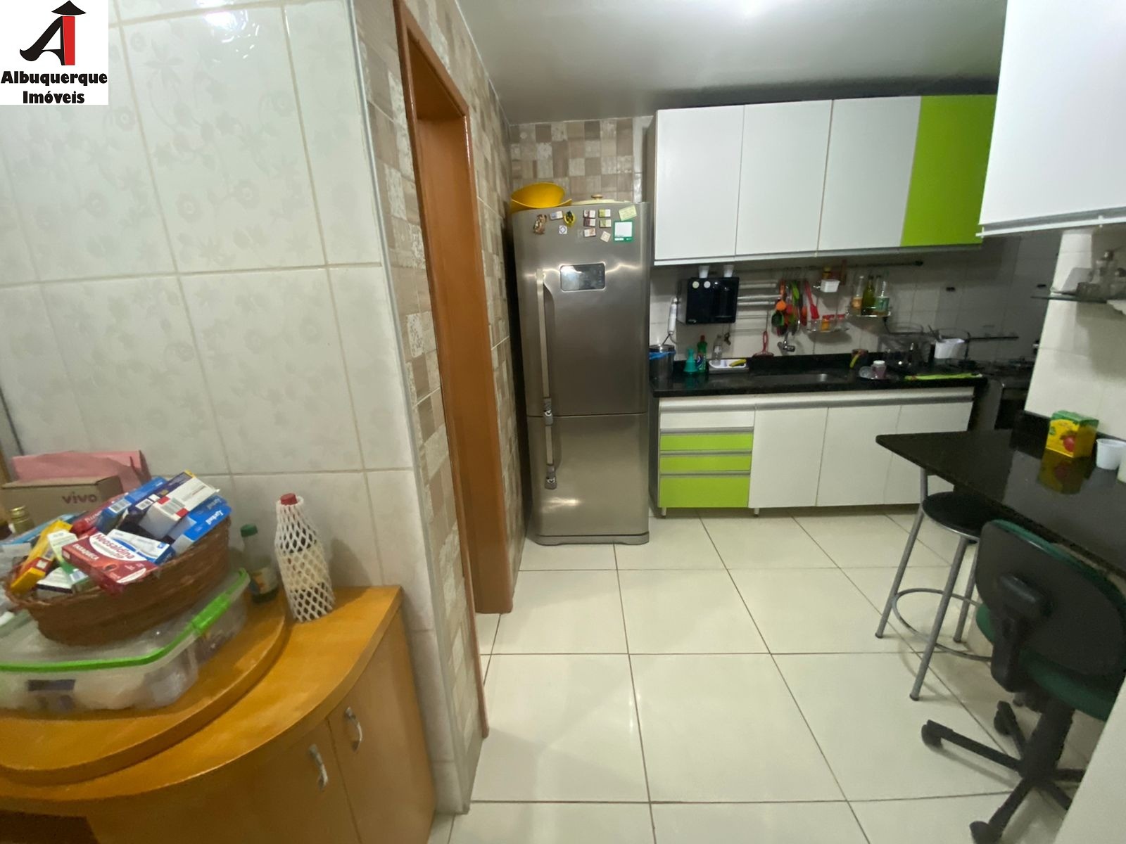 Apartamento à venda com 3 quartos, 115m² - Foto 4