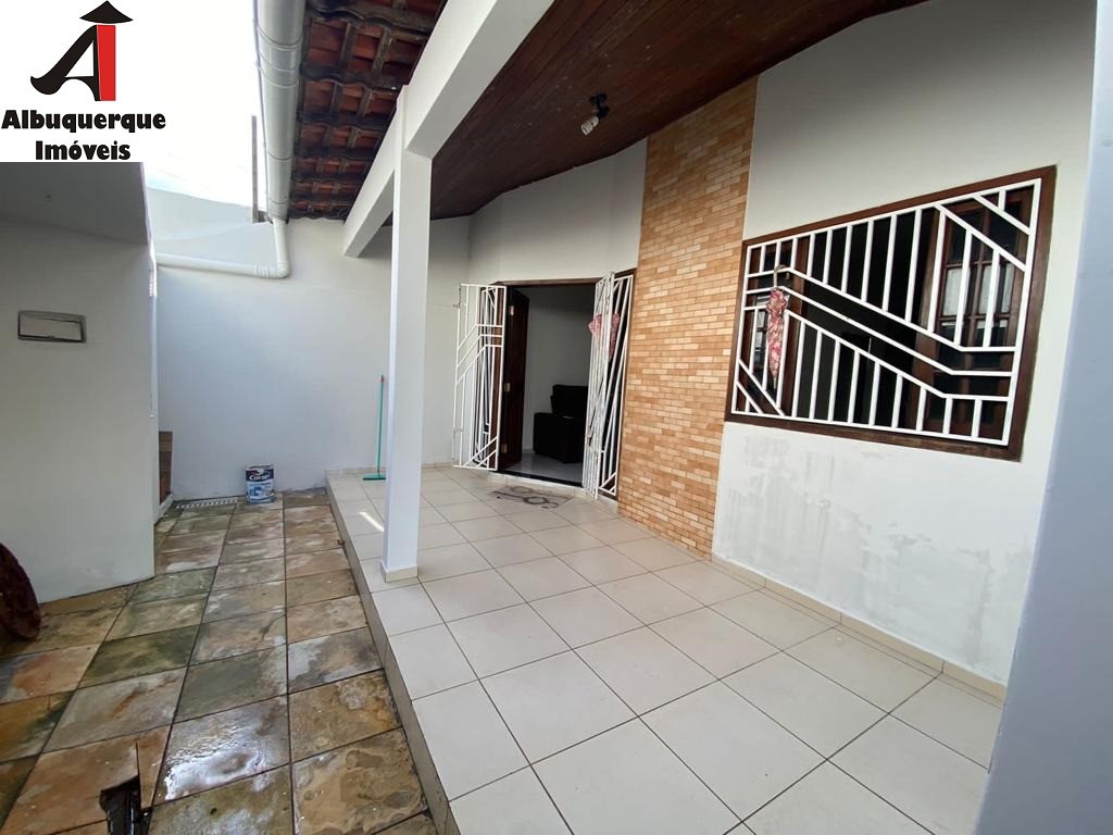 Casa à venda com 6 quartos, 350m² - Foto 17