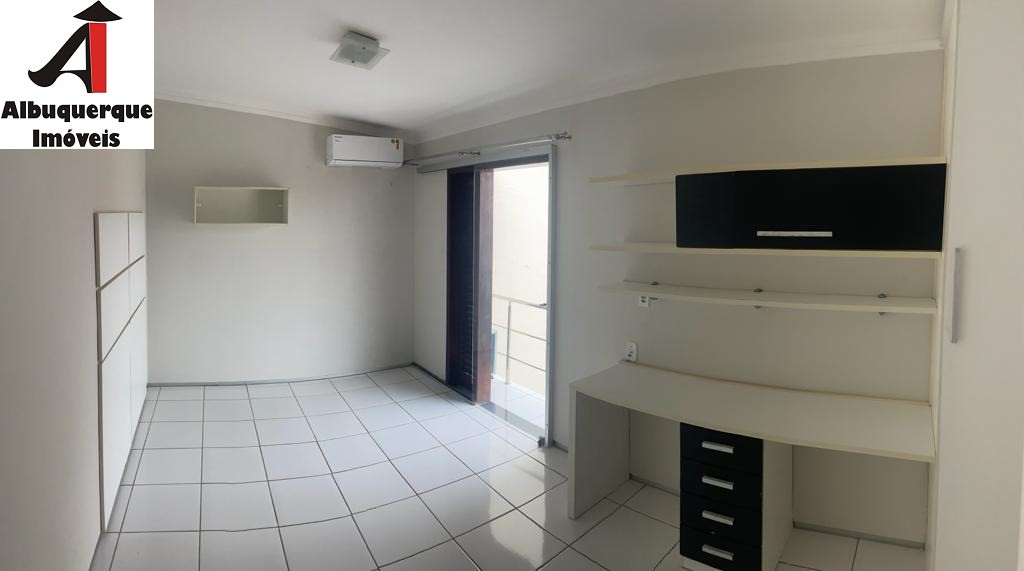 Casa à venda com 3 quartos, 250m² - Foto 15