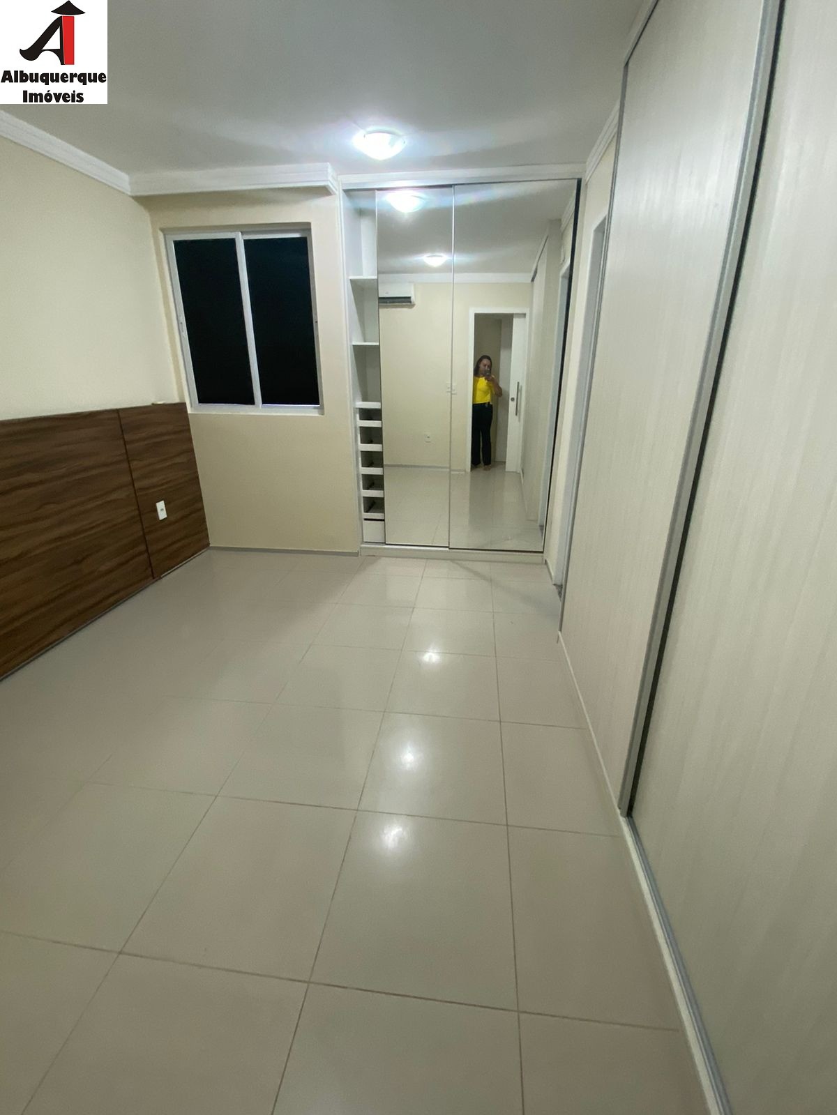 Apartamento à venda com 3 quartos, 83m² - Foto 3