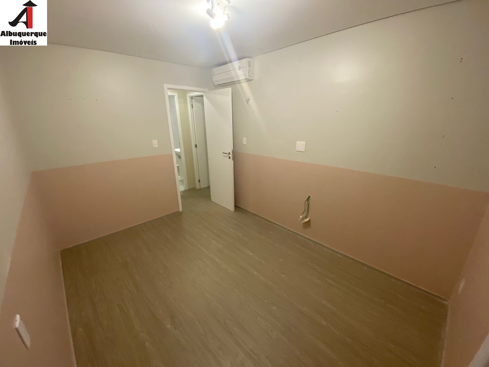 Apartamento à venda com 2 quartos, 80m² - Foto 12