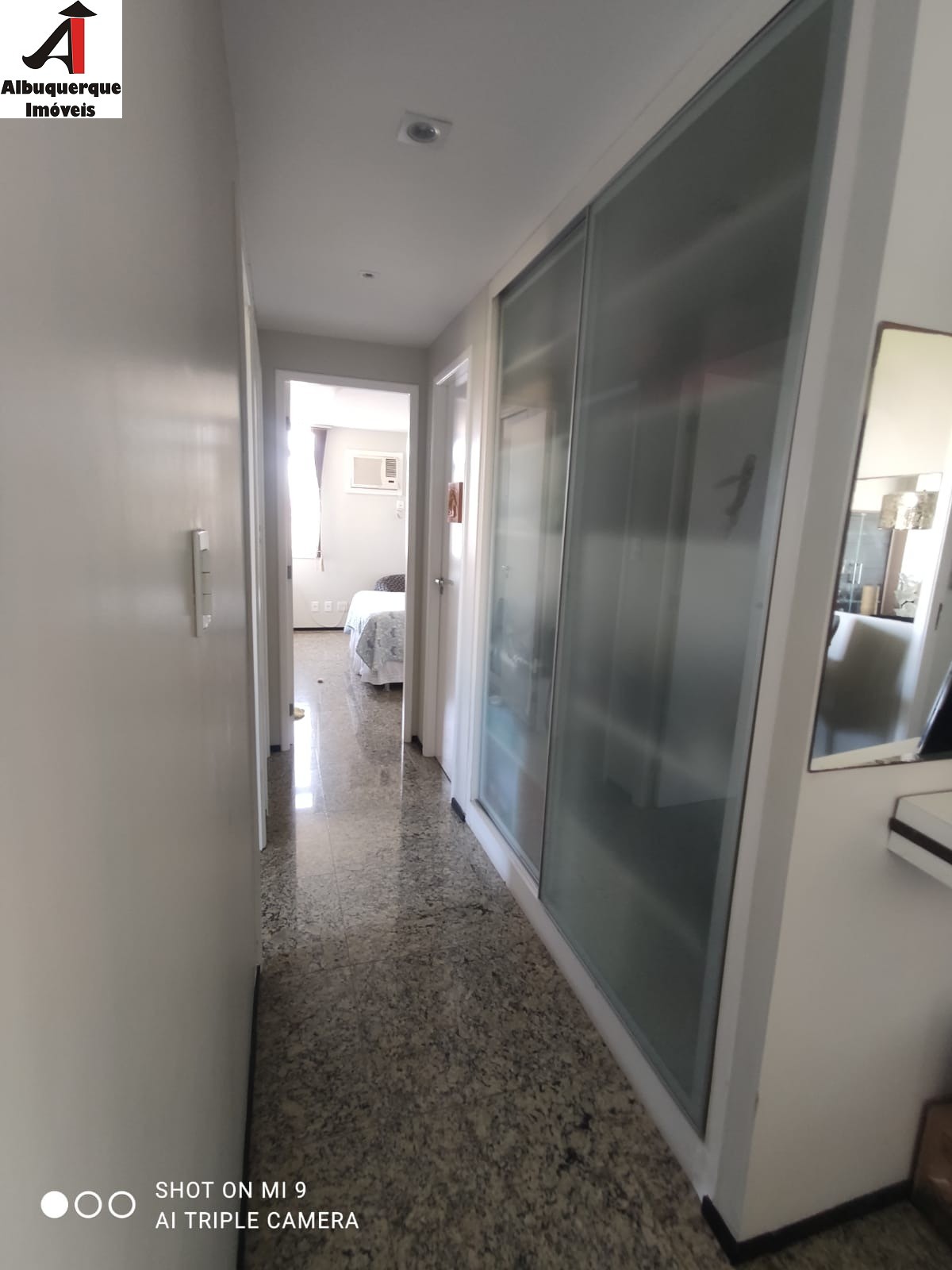 Apartamento para alugar com 2 quartos, 96m² - Foto 10