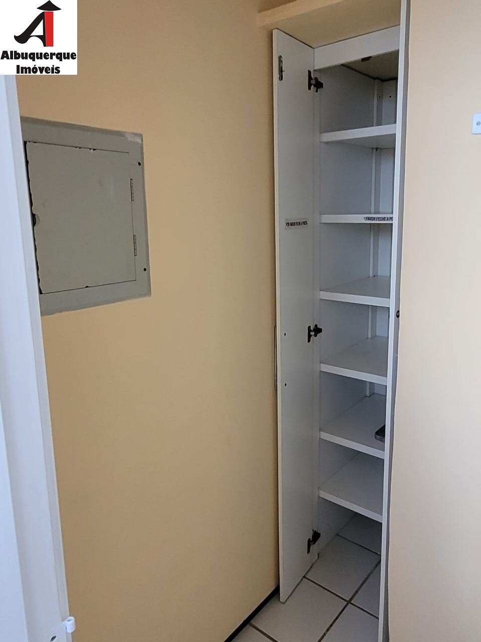 Apartamento à venda com 3 quartos, 90m² - Foto 8