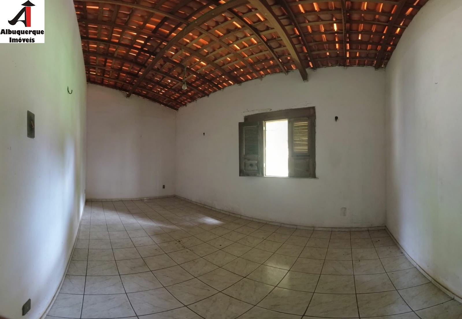 Casa à venda com 3 quartos, 600m² - Foto 6