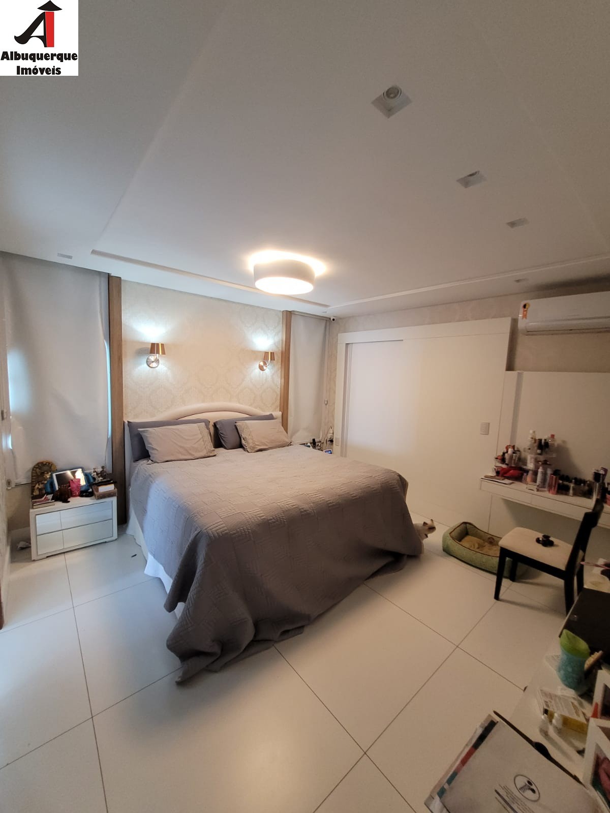 Casa à venda com 3 quartos, 360m² - Foto 10