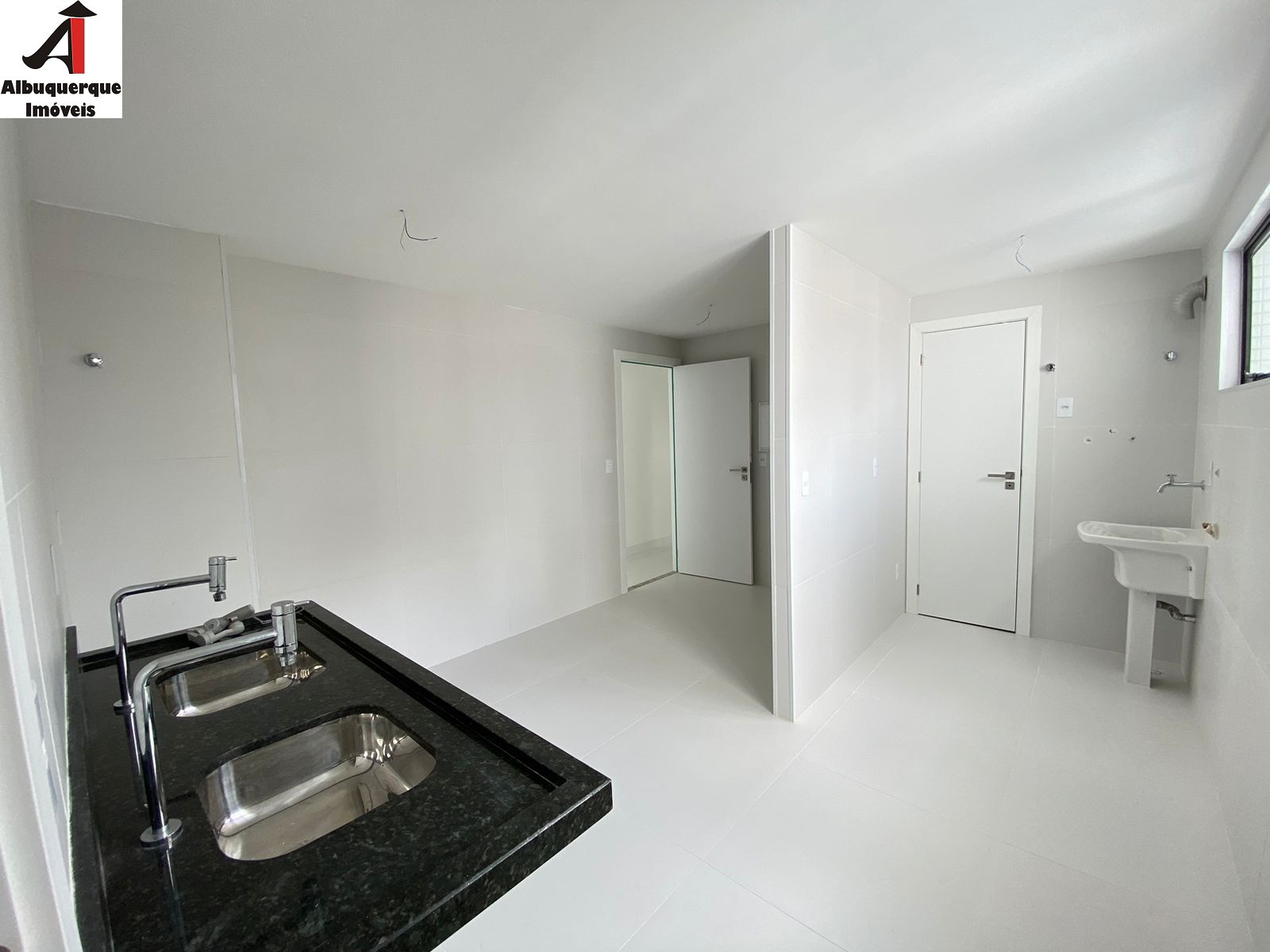 Apartamento à venda com 3 quartos, 128m² - Foto 9