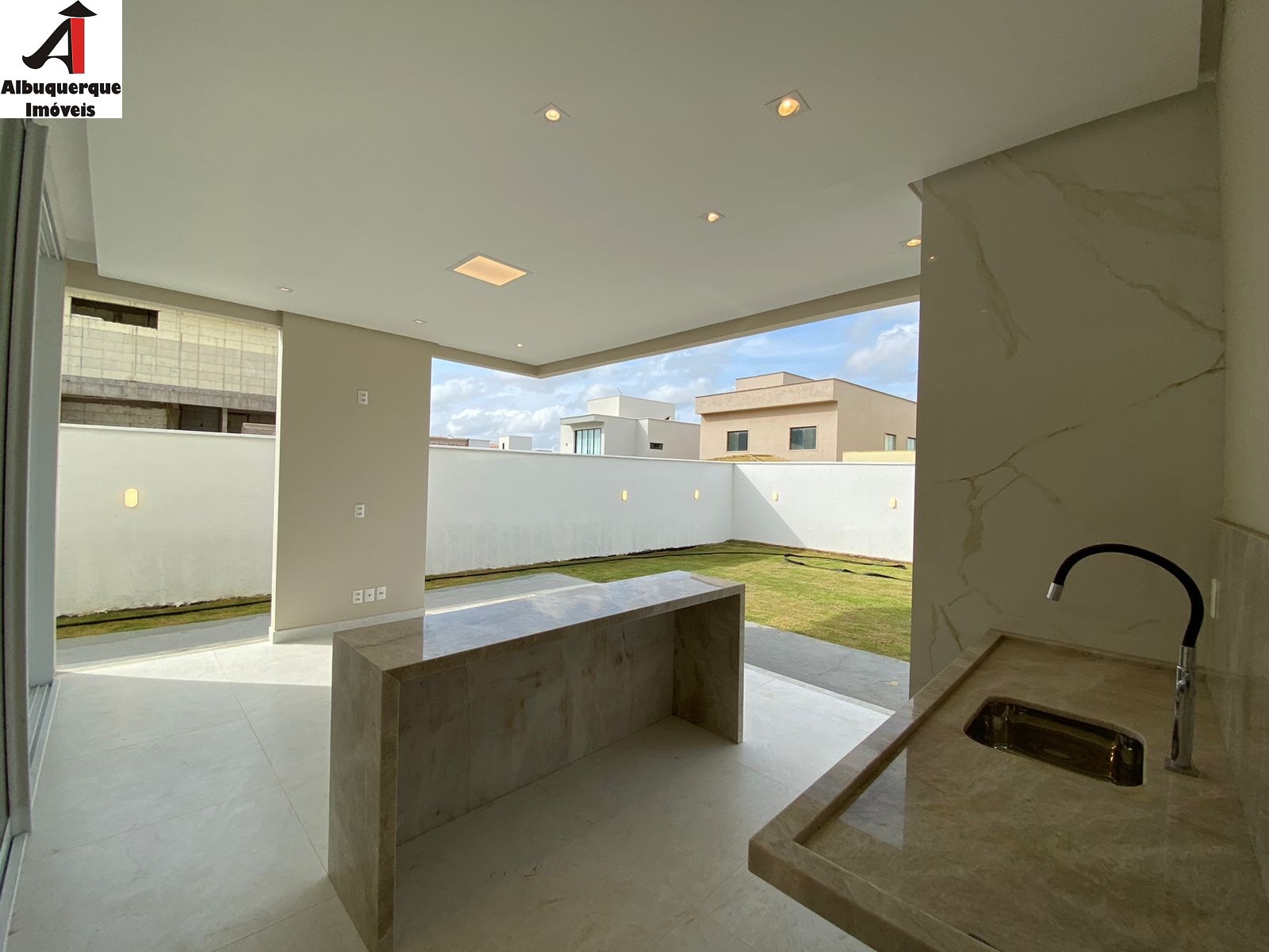 Casa à venda com 4 quartos, 414m² - Foto 9