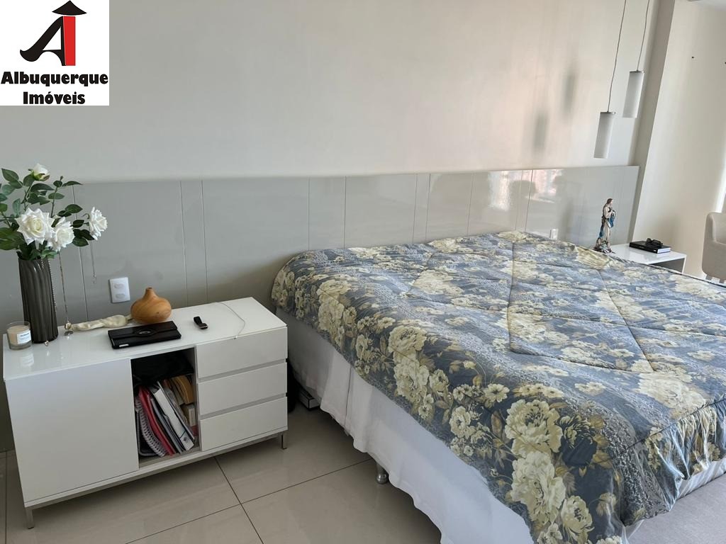 Apartamento à venda com 3 quartos, 268m² - Foto 3