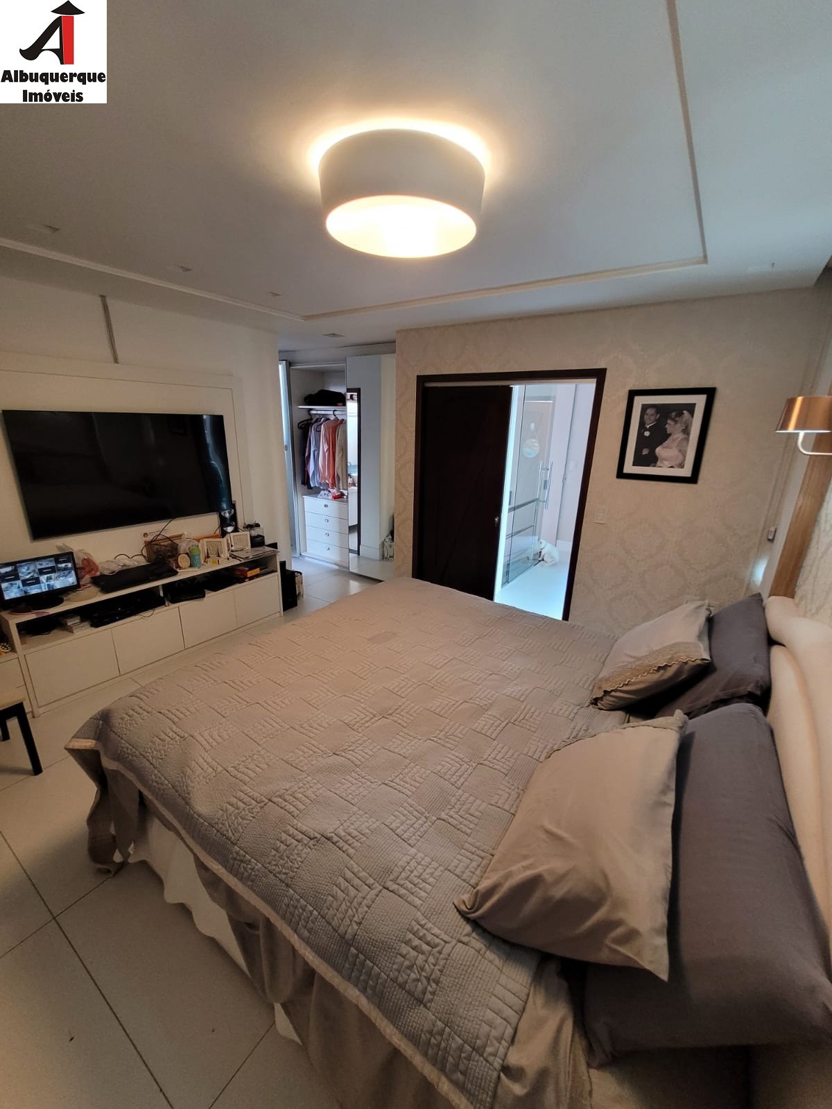 Casa à venda com 3 quartos, 360m² - Foto 14