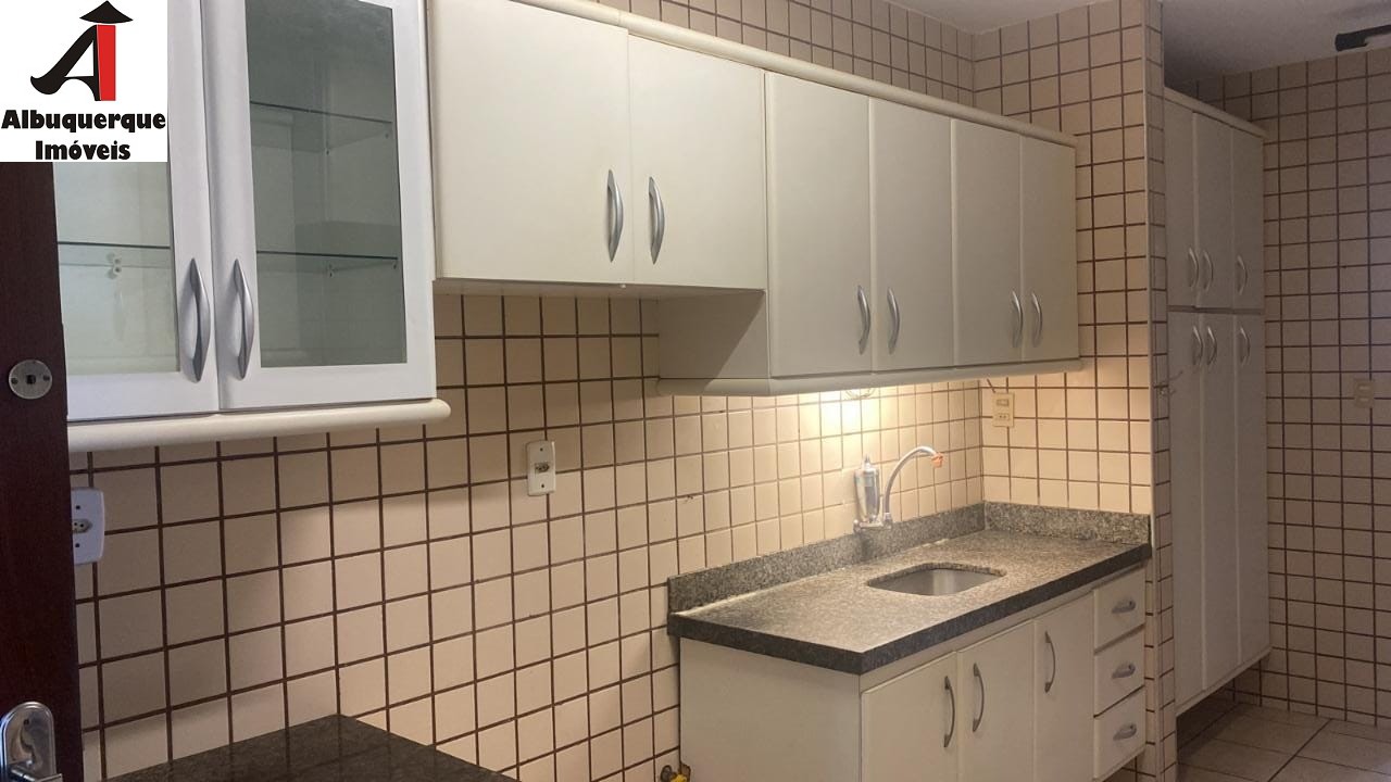 Apartamento à venda com 3 quartos, 130m² - Foto 9