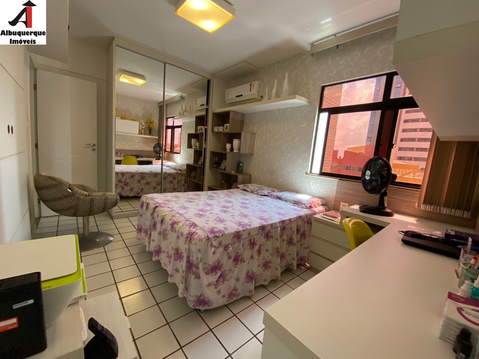 Apartamento à venda com 3 quartos, 165m² - Foto 6