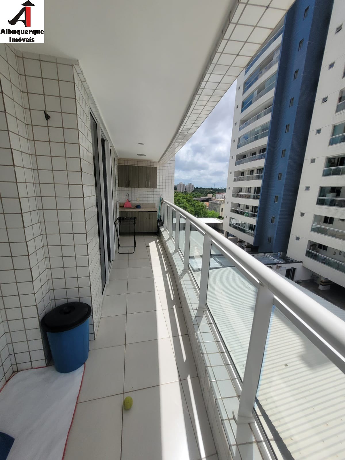 Apartamento à venda com 2 quartos, 70m² - Foto 10