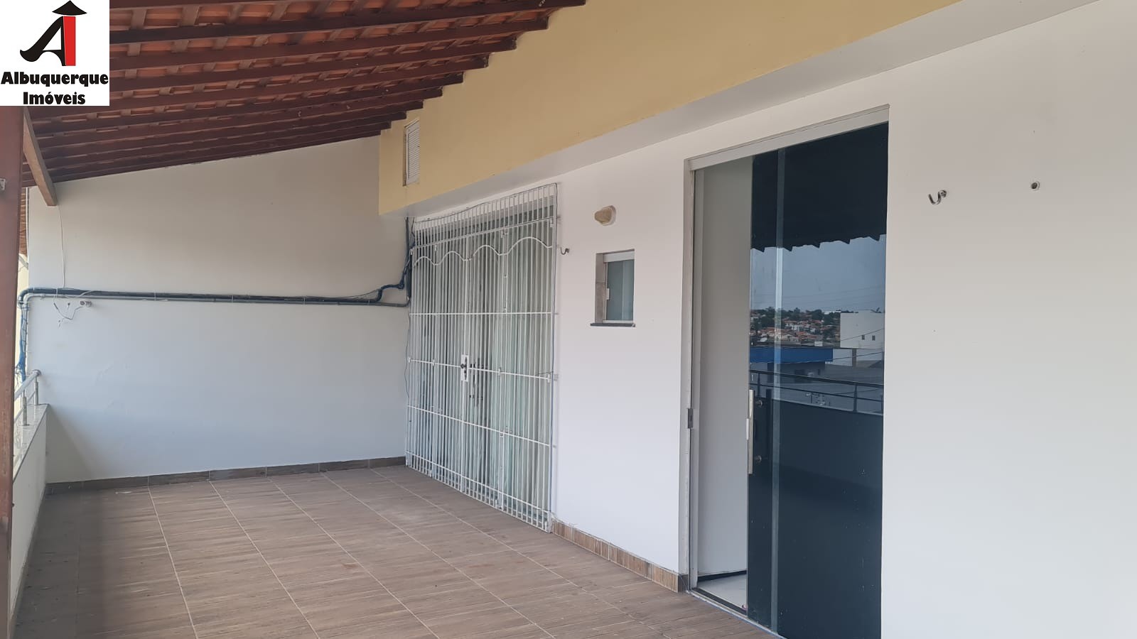 Casa à venda com 4 quartos, 300m² - Foto 7