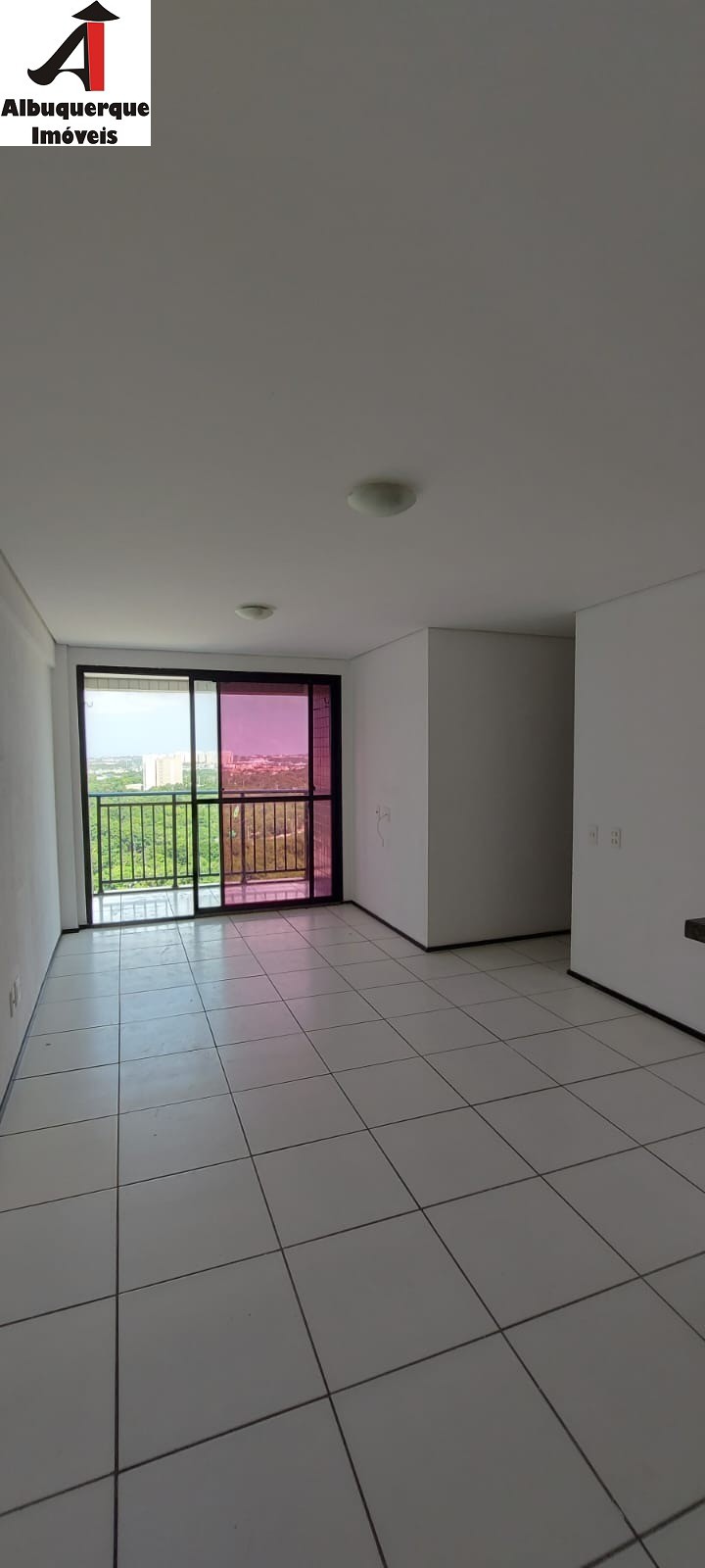 Apartamento à venda com 3 quartos, 67m² - Foto 1