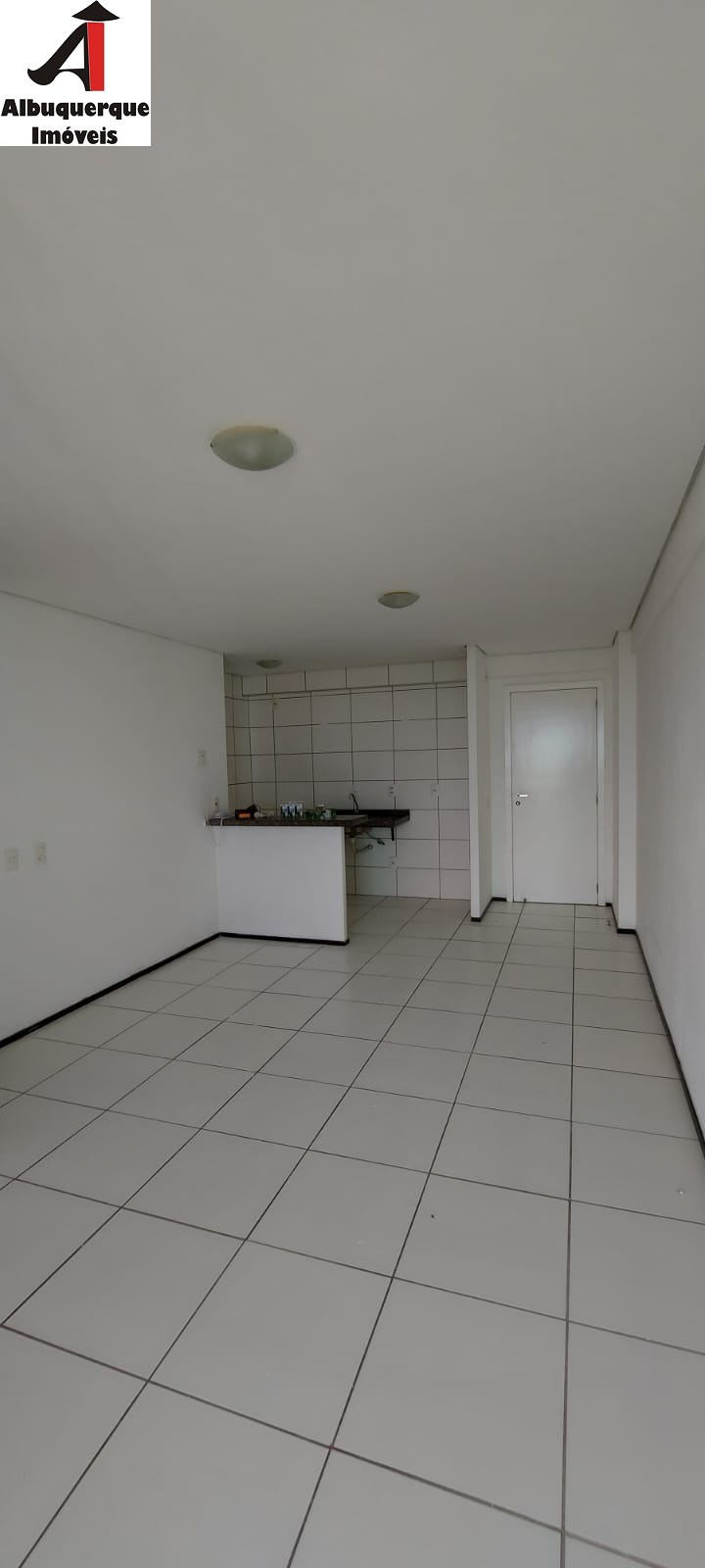 Apartamento à venda com 3 quartos, 67m² - Foto 2