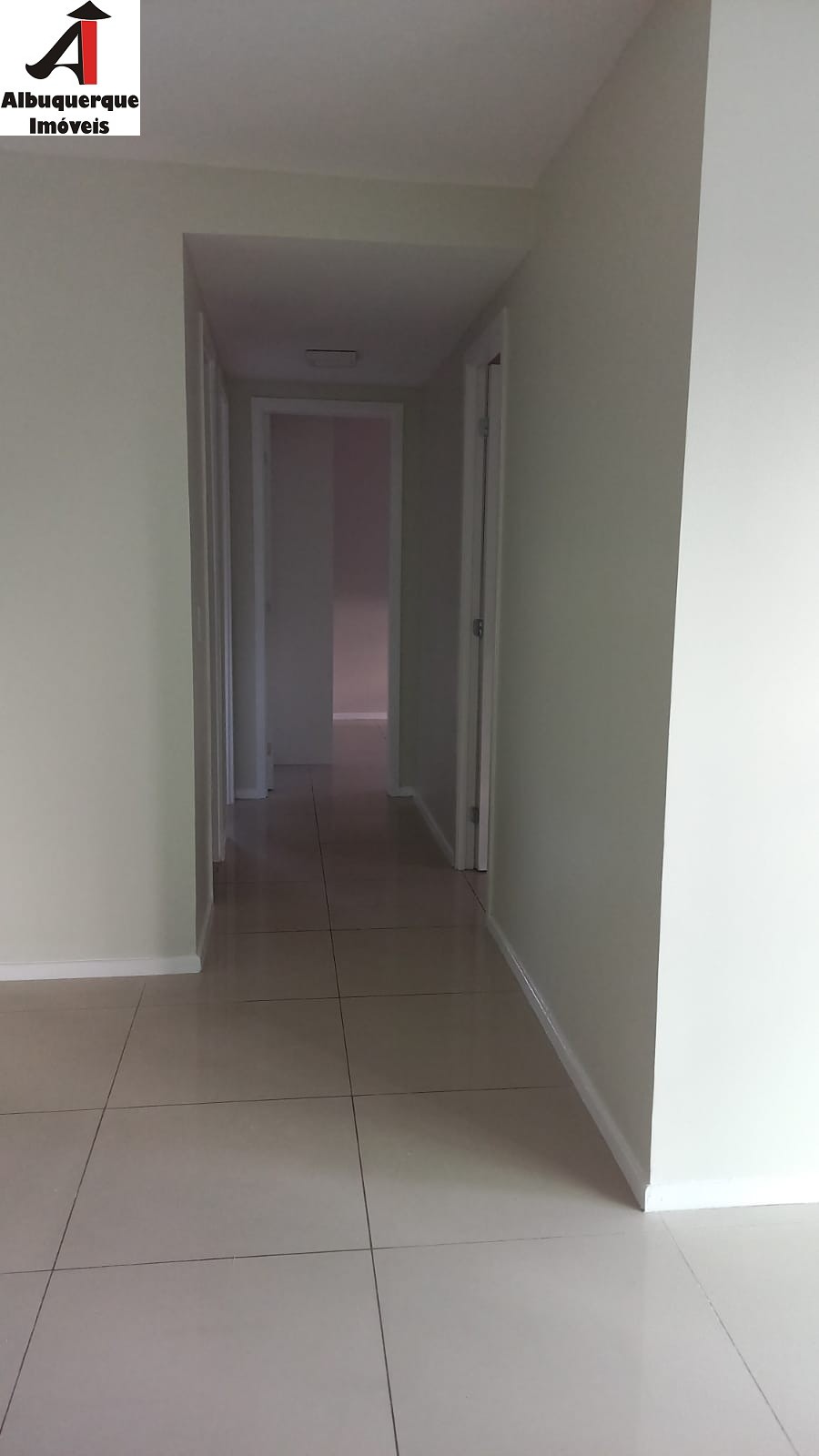 Apartamento à venda com 3 quartos, 77m² - Foto 4