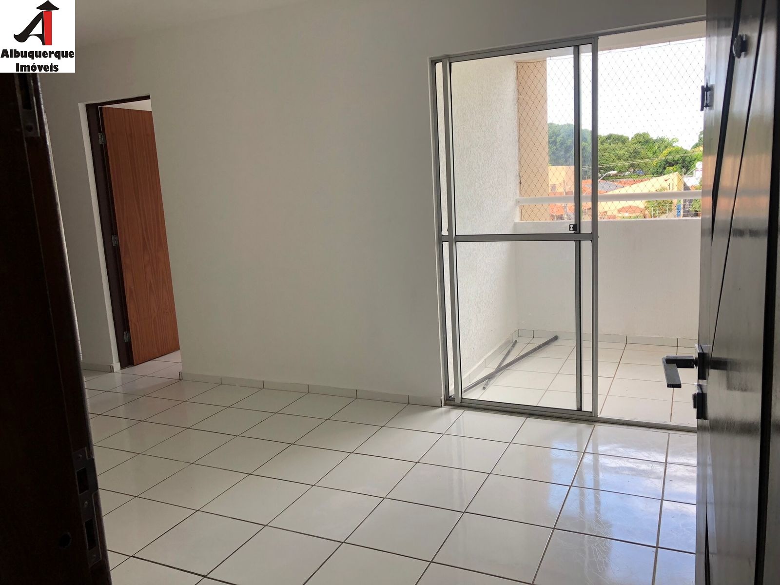 Apartamento à venda com 2 quartos, 44m² - Foto 1