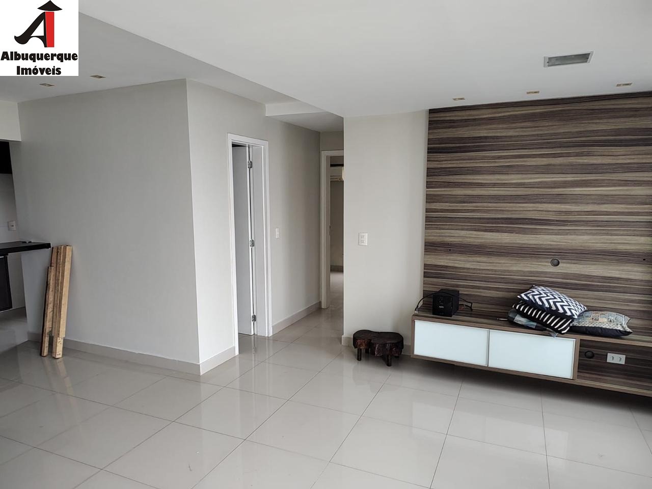 Apartamento à venda com 2 quartos, 77m² - Foto 7