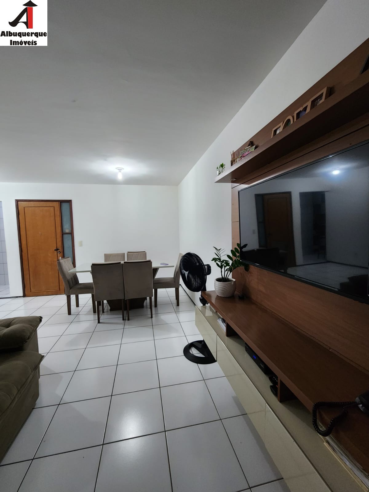 Apartamento à venda com 3 quartos, 95m² - Foto 17