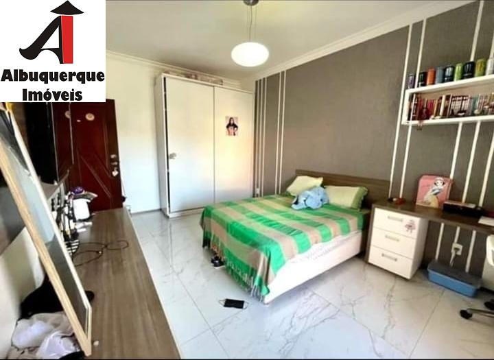 Casa à venda com 4 quartos, 637m² - Foto 15