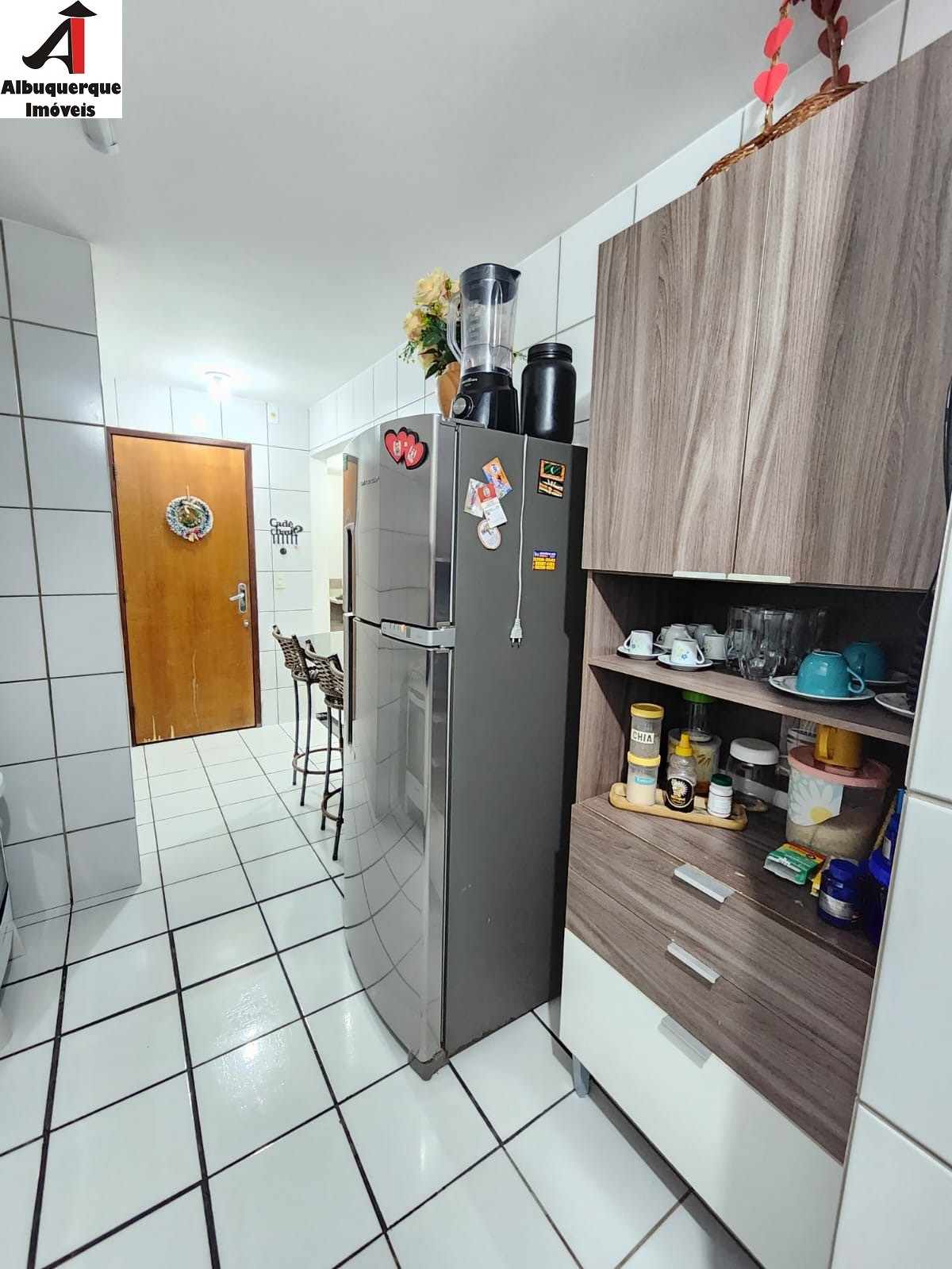 Apartamento à venda com 3 quartos, 95m² - Foto 4