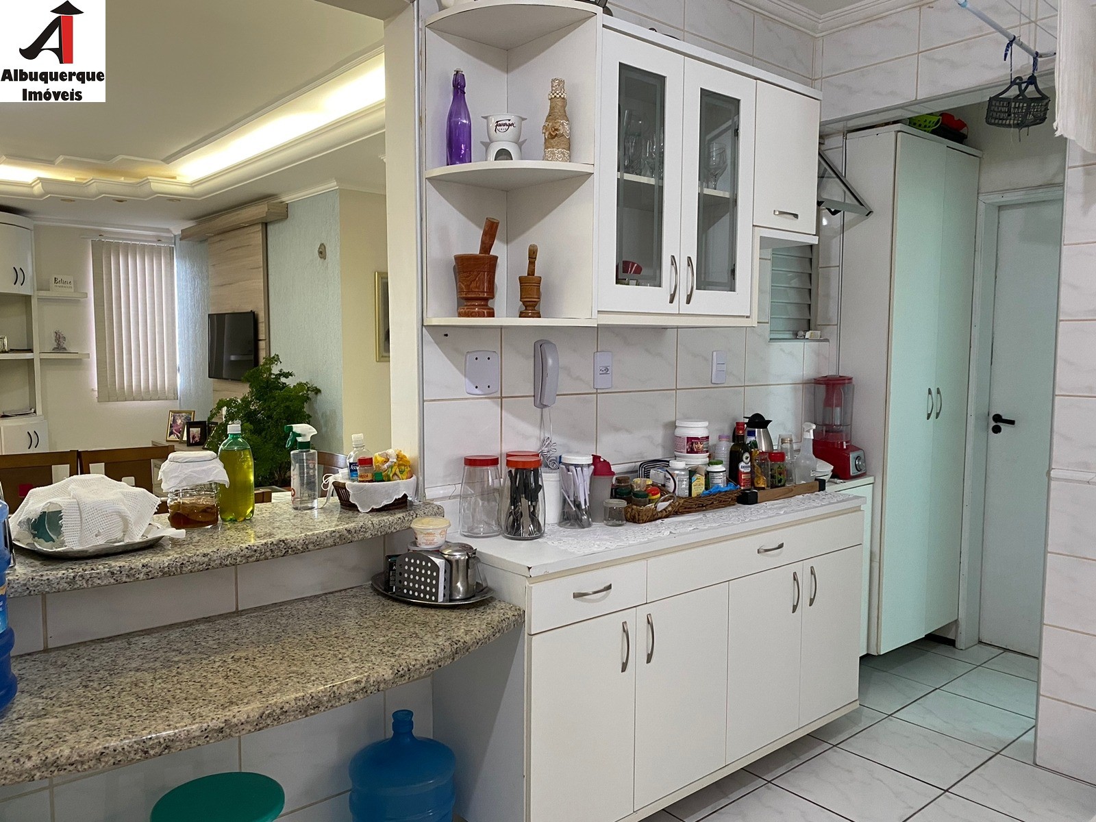 Apartamento à venda com 2 quartos, 105m² - Foto 17