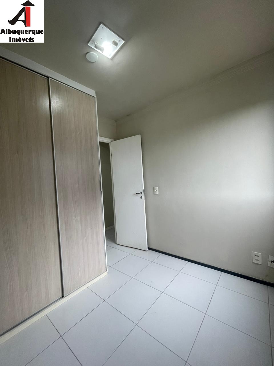 Apartamento à venda com 3 quartos, 74m² - Foto 10