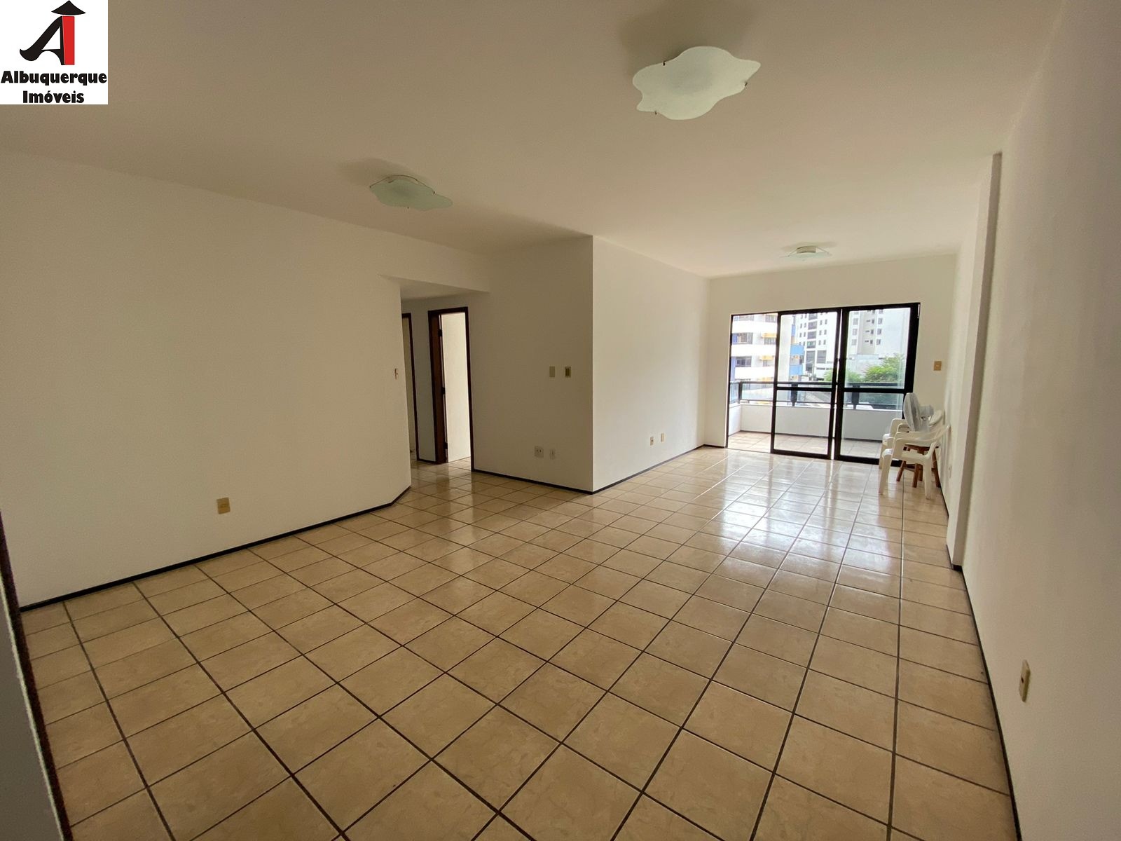 Apartamento à venda com 3 quartos, 130m² - Foto 29