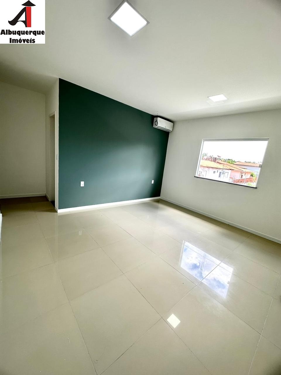 Casa à venda com 5 quartos, 450m² - Foto 4