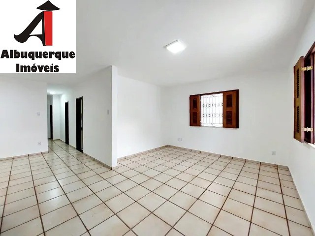 Casa à venda com 3 quartos, 360m² - Foto 8