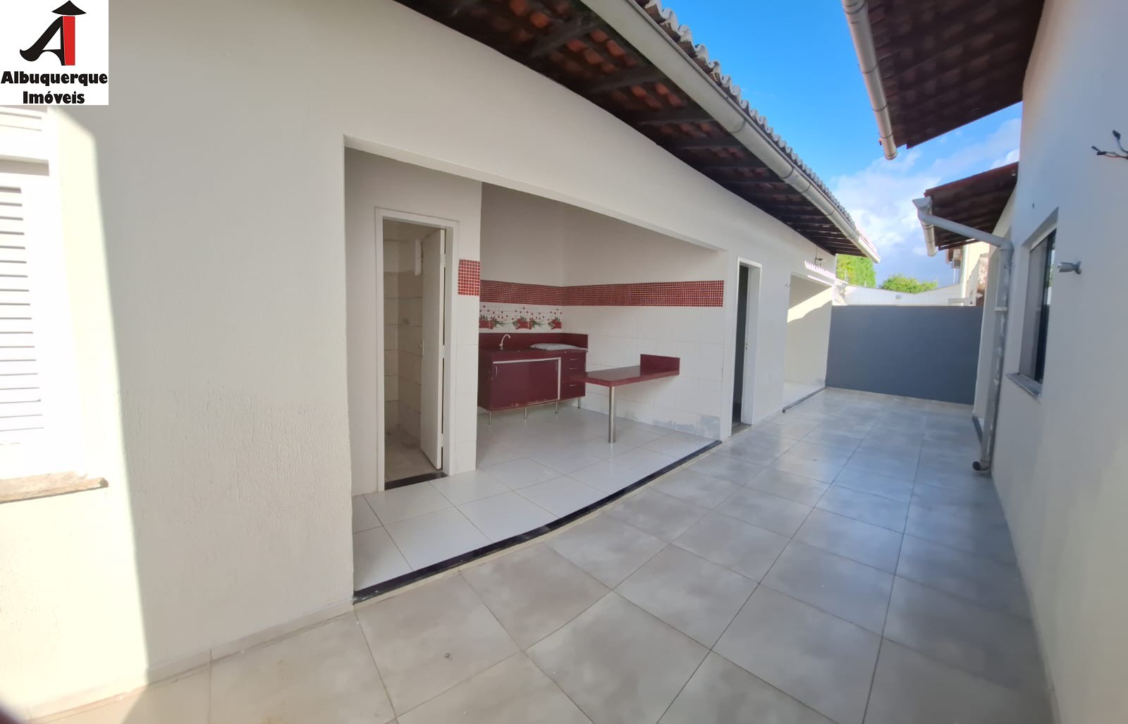 Casa à venda com 3 quartos, 300m² - Foto 11