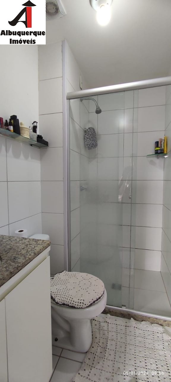 Apartamento à venda com 3 quartos, 71m² - Foto 2