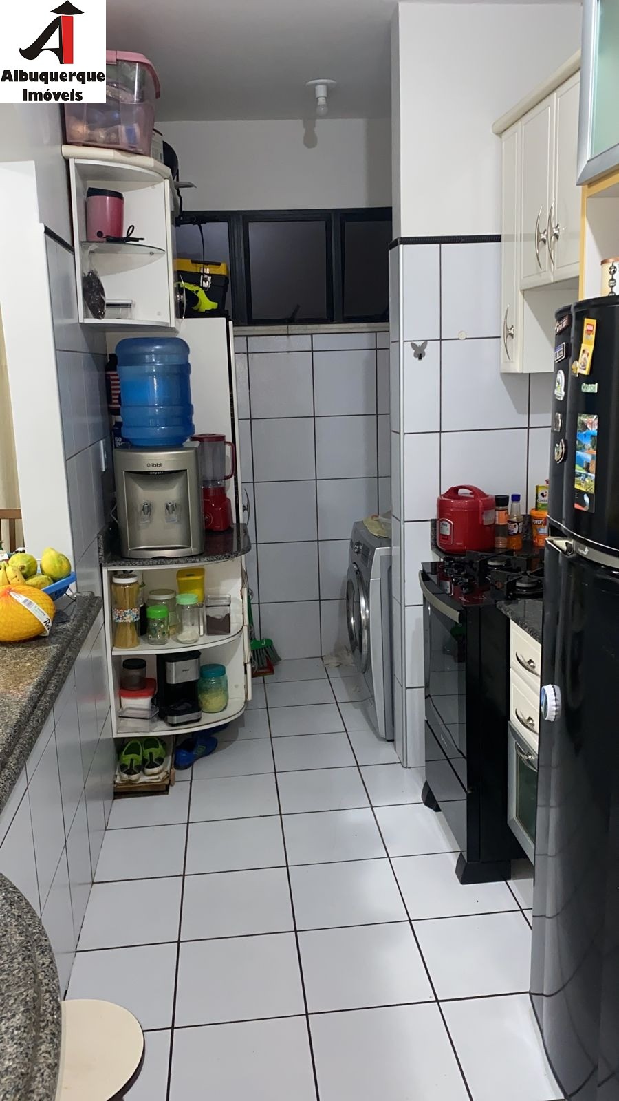 Apartamento à venda com 1 quarto, 68m² - Foto 2