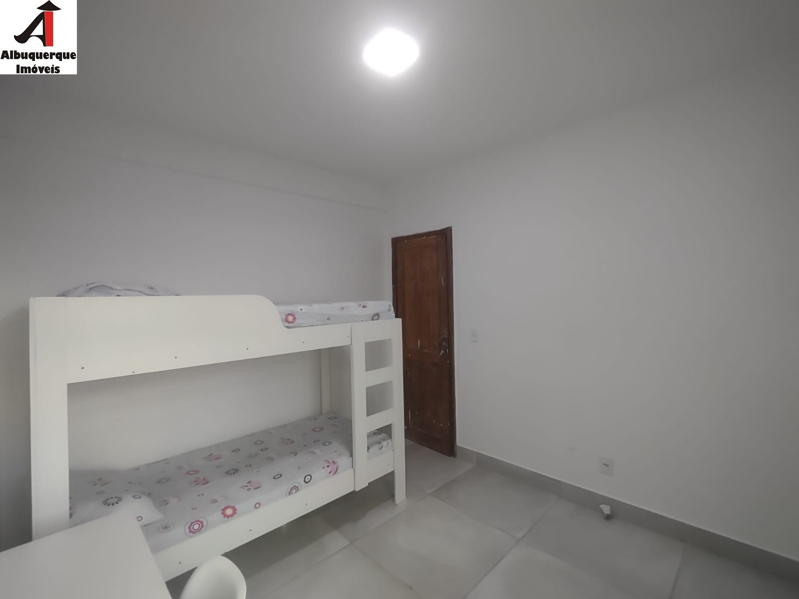 Apartamento à venda com 3 quartos, 141m² - Foto 6