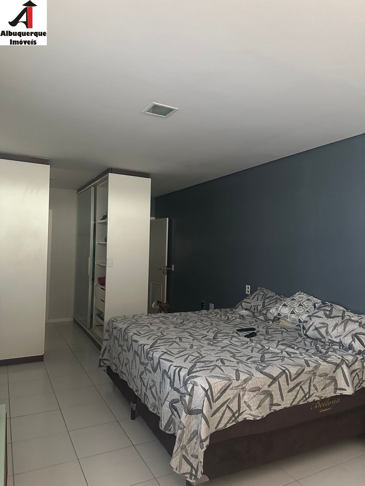 Apartamento para alugar com 4 quartos, 300m² - Foto 13