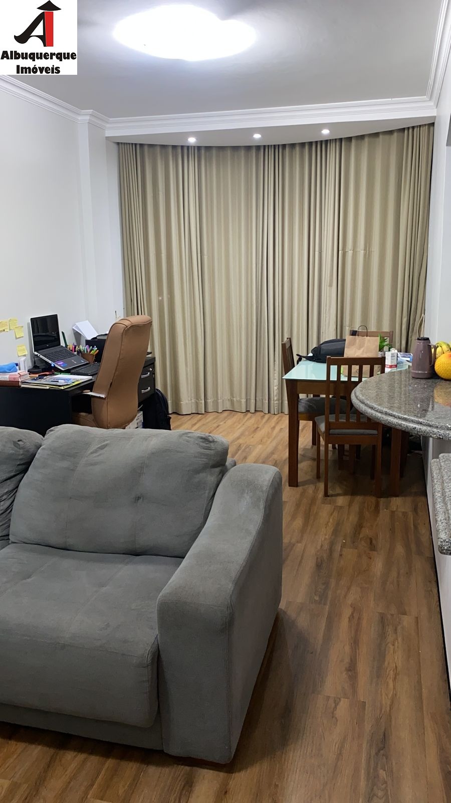 Apartamento à venda com 1 quarto, 68m² - Foto 1