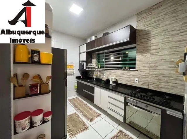 Casa à venda com 3 quartos, 200m² - Foto 16