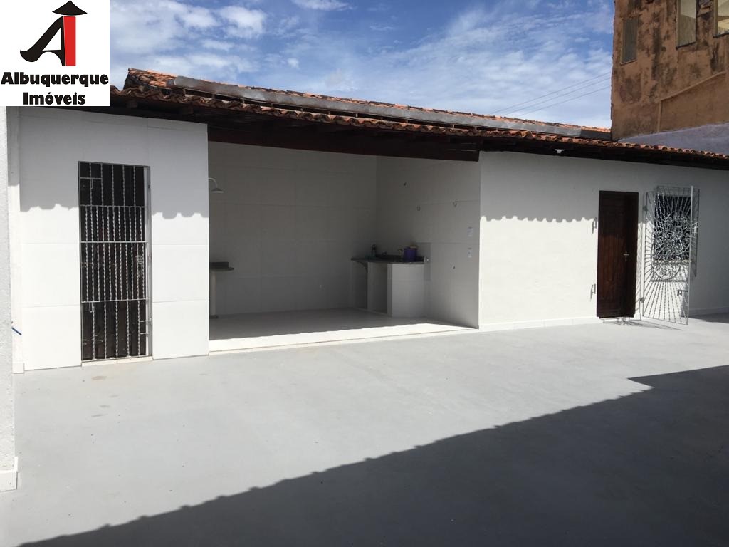 Casa à venda com 4 quartos, 360m² - Foto 24