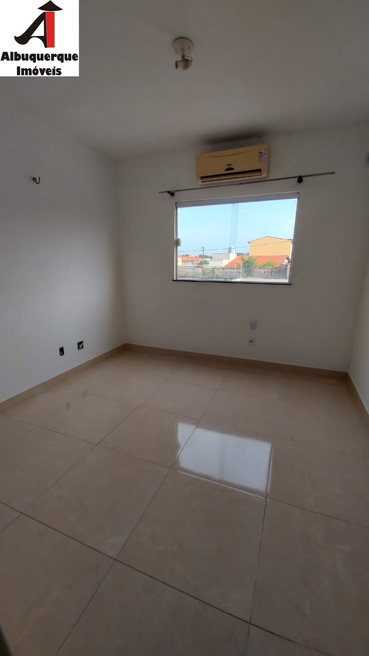 Casa à venda com 3 quartos, 275m² - Foto 14