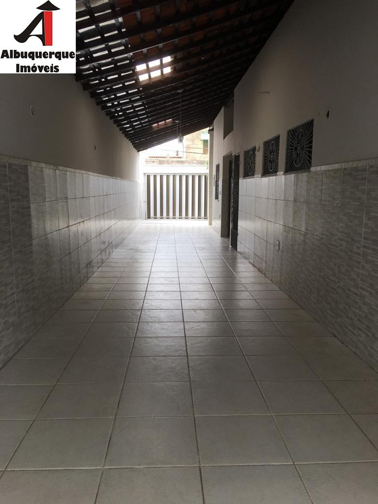 Casa à venda com 4 quartos, 360m² - Foto 7