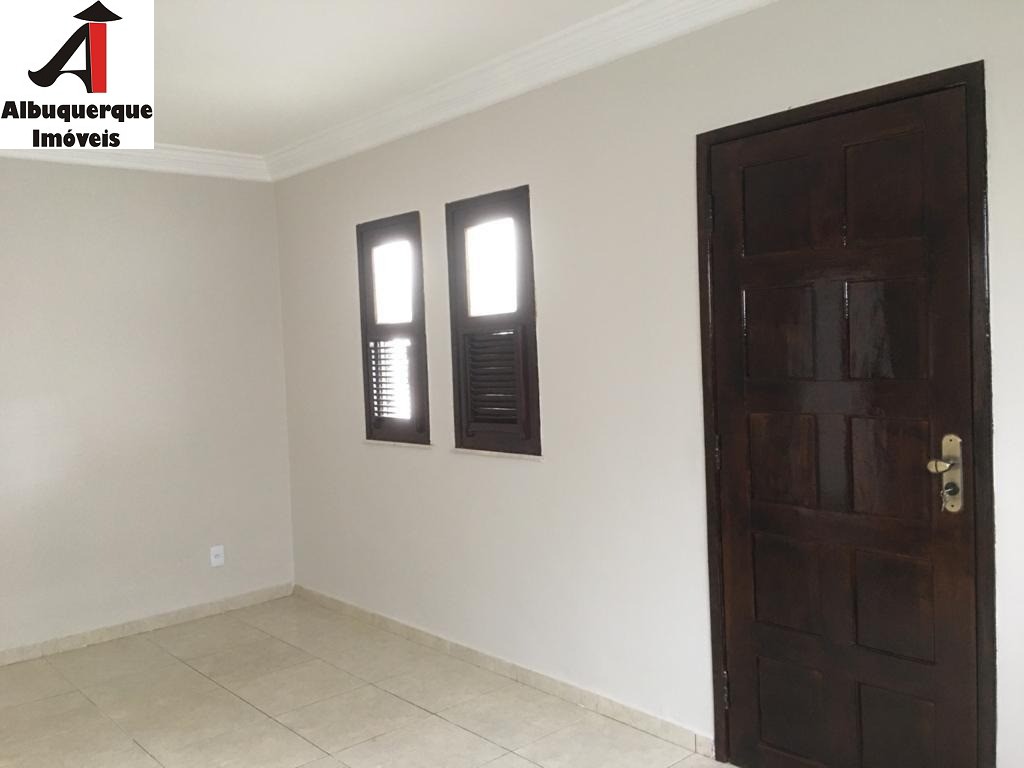 Casa à venda com 4 quartos, 360m² - Foto 11