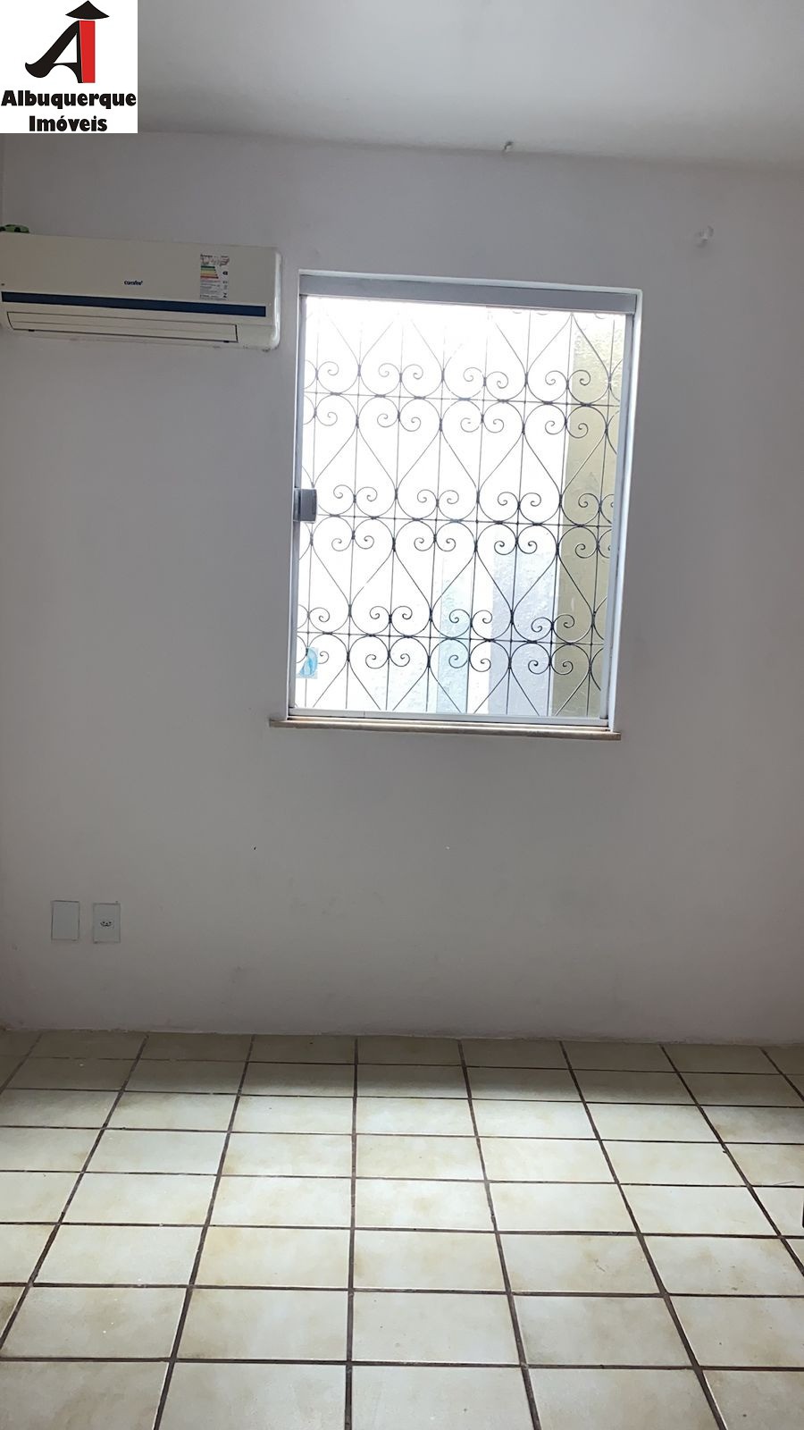 Casa à venda e aluguel com 4 quartos, 300m² - Foto 12