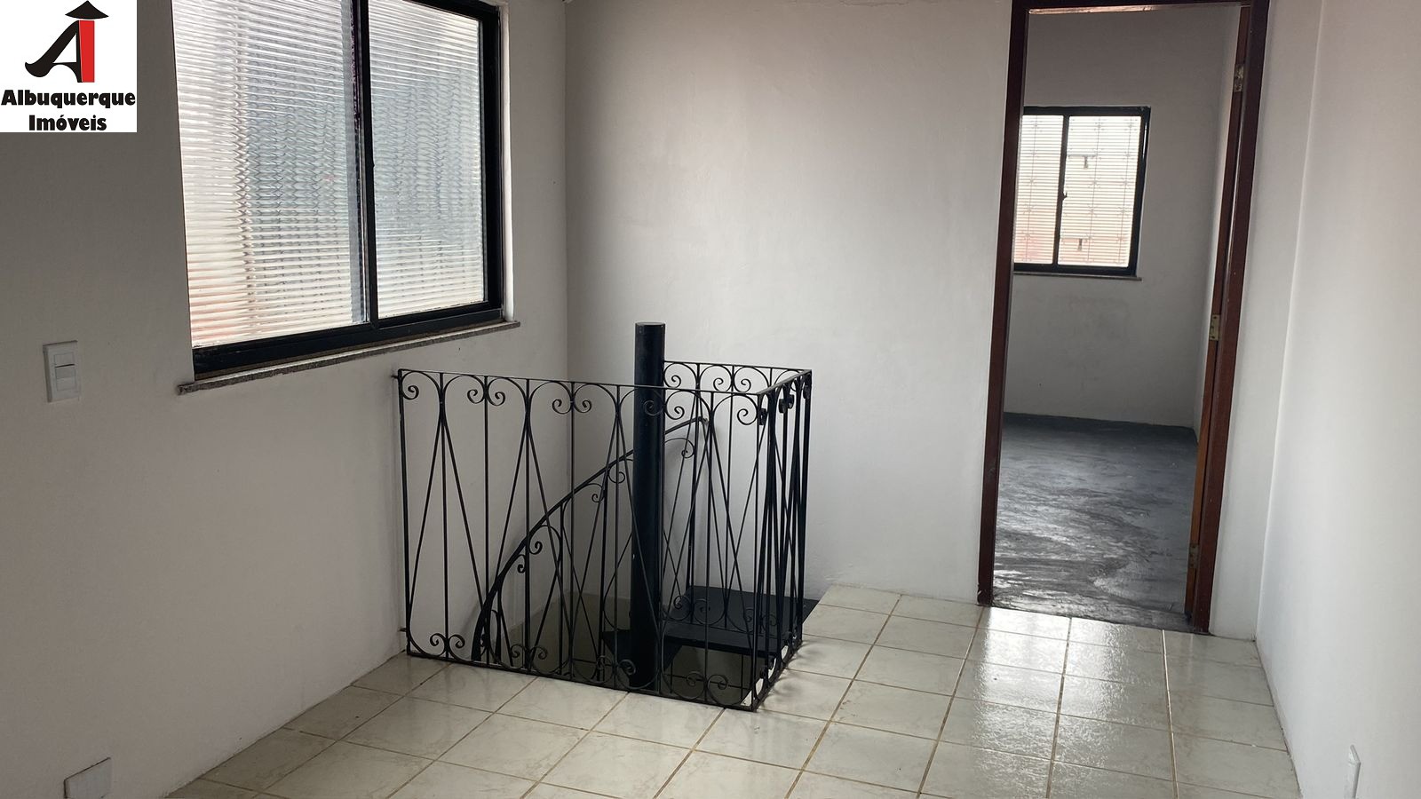 Casa à venda e aluguel com 4 quartos, 300m² - Foto 17