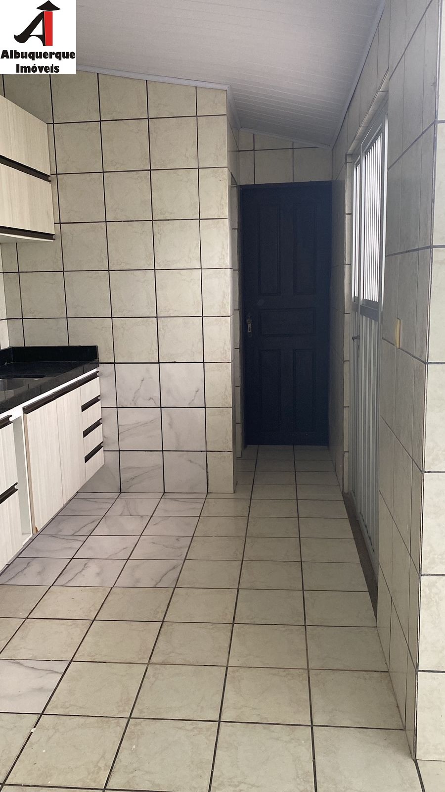 Casa à venda e aluguel com 4 quartos, 300m² - Foto 25