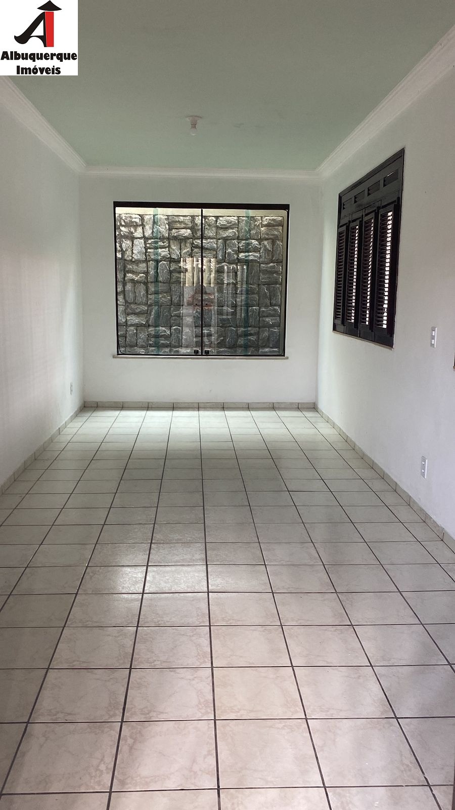 Casa à venda e aluguel com 4 quartos, 300m² - Foto 15